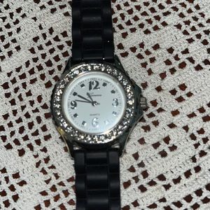 Geneva Quartz Black Band & Crystal Face